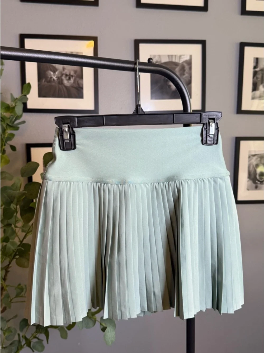 ALO Yoga Pleated Mint Green Mini Skirt